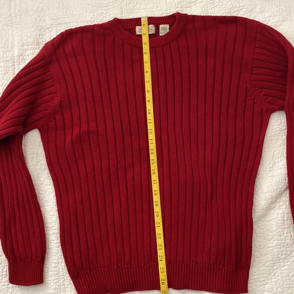 GORGEOUS Red Sweater - Large - Picture 6 of 6
